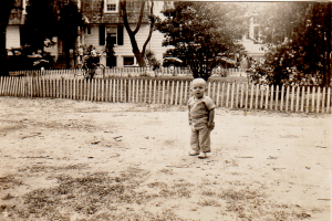 Unnamed Toddler behind the Big House